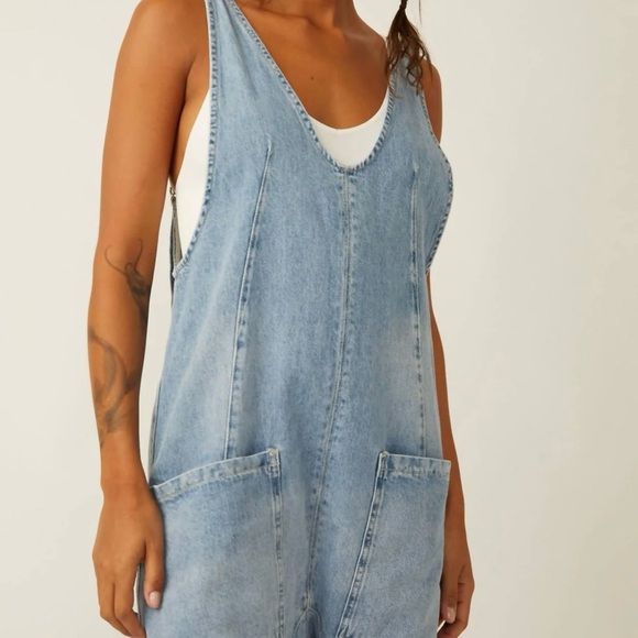We The Free Blue Denim “High Roller” Jumpsuit/Overalls. Medium NWOT. - Picture 3 of 13